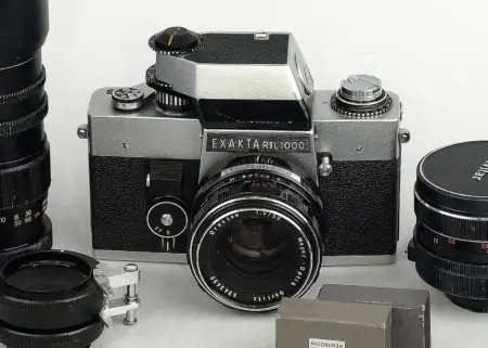 Wide-Angle - Exakta cameras and lenses