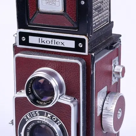 Twin lens reflex analog