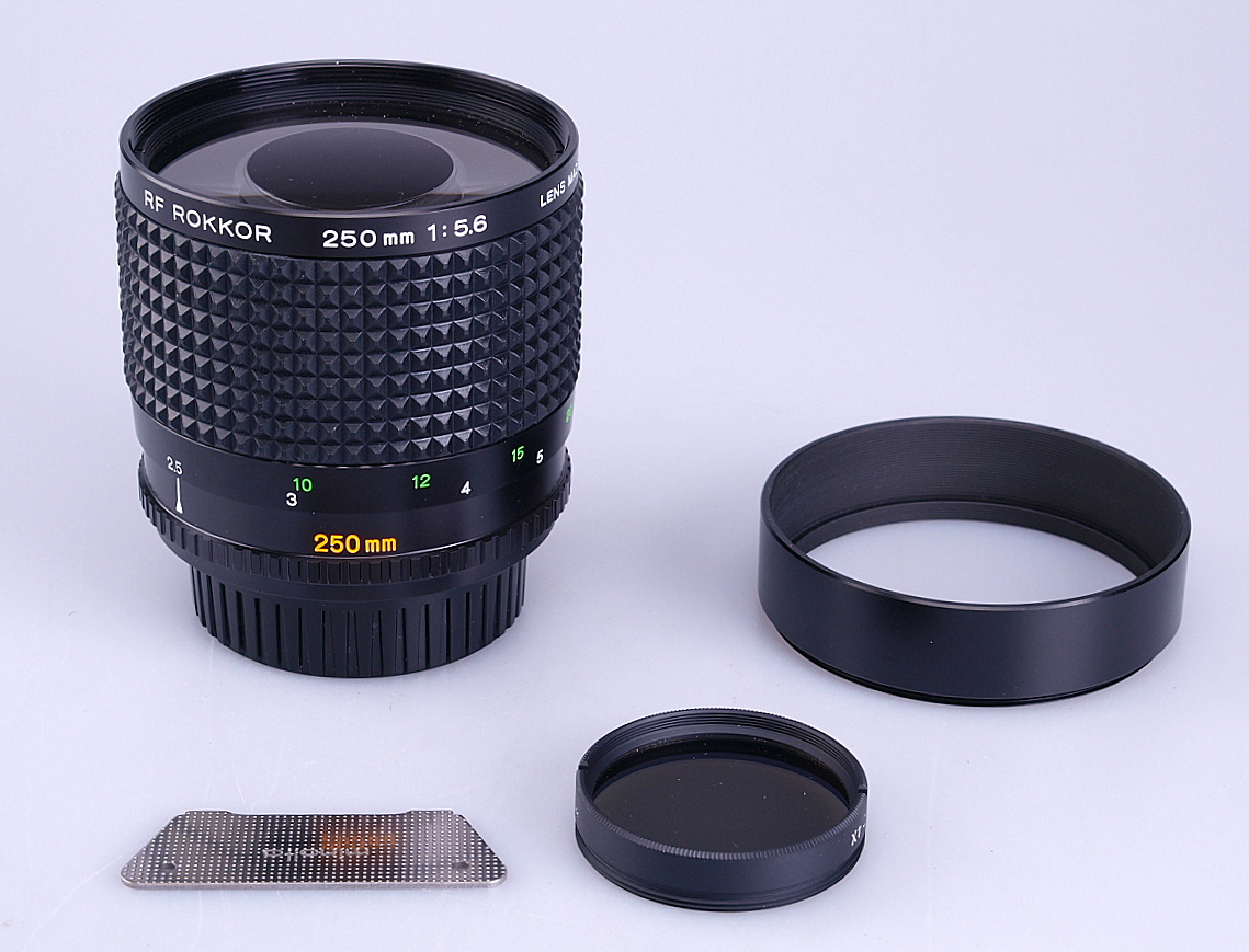 Minolta RF Rokkor 250mm-X F5.6 Smallest Mirror lens