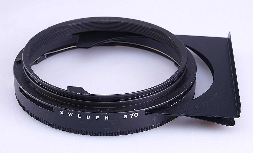 Hasselblad Ø 70mm mounting ring . For use on a Hasselblad Pro Shade