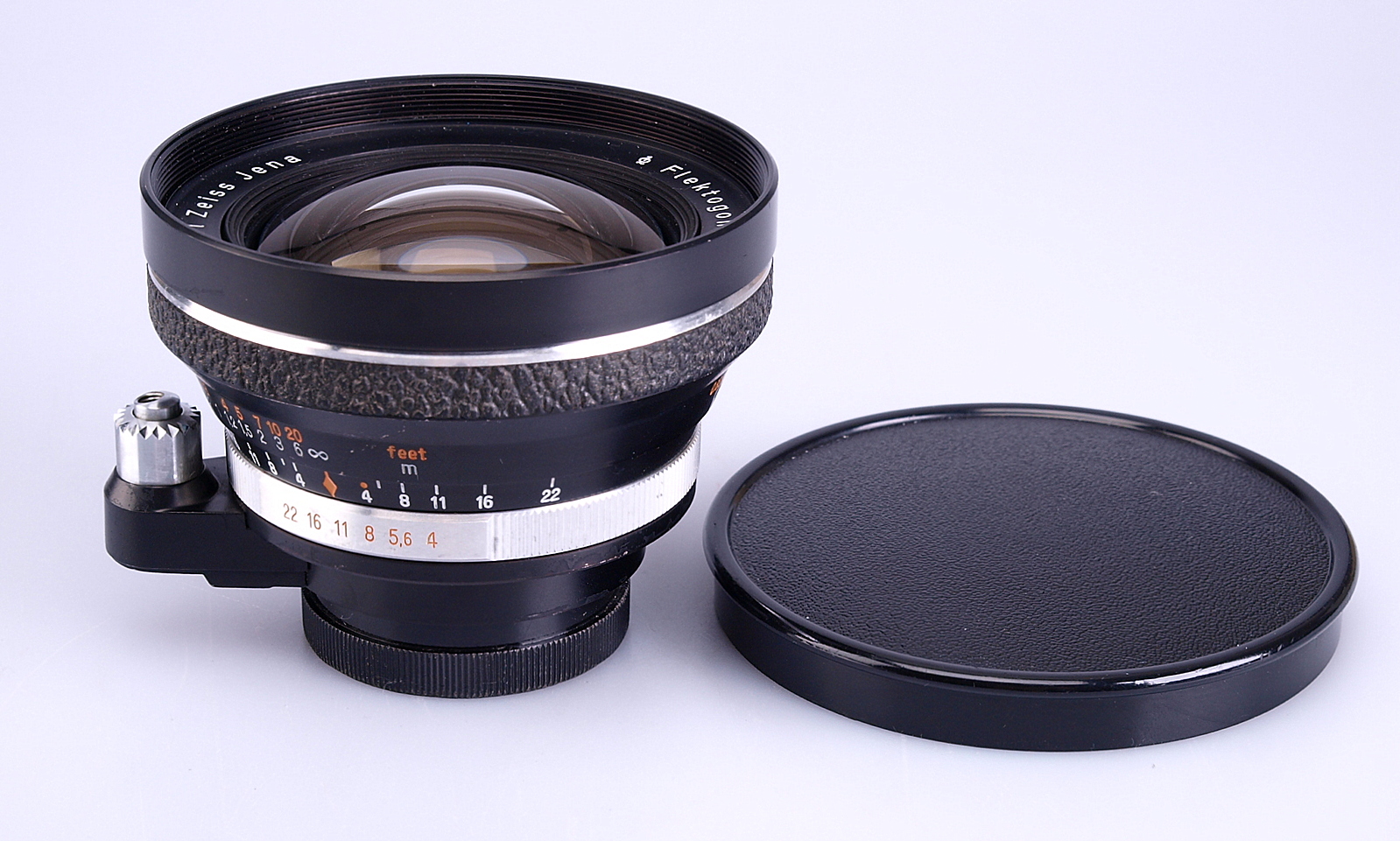 Carl Zeiss Jena. Flektogon 25mm F4 Wide-Angle prime lens for 