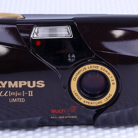 Compact camera's